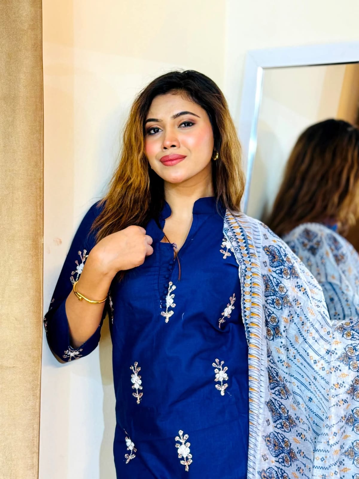আরামদায়ক থ্রি পিস কালেকশন