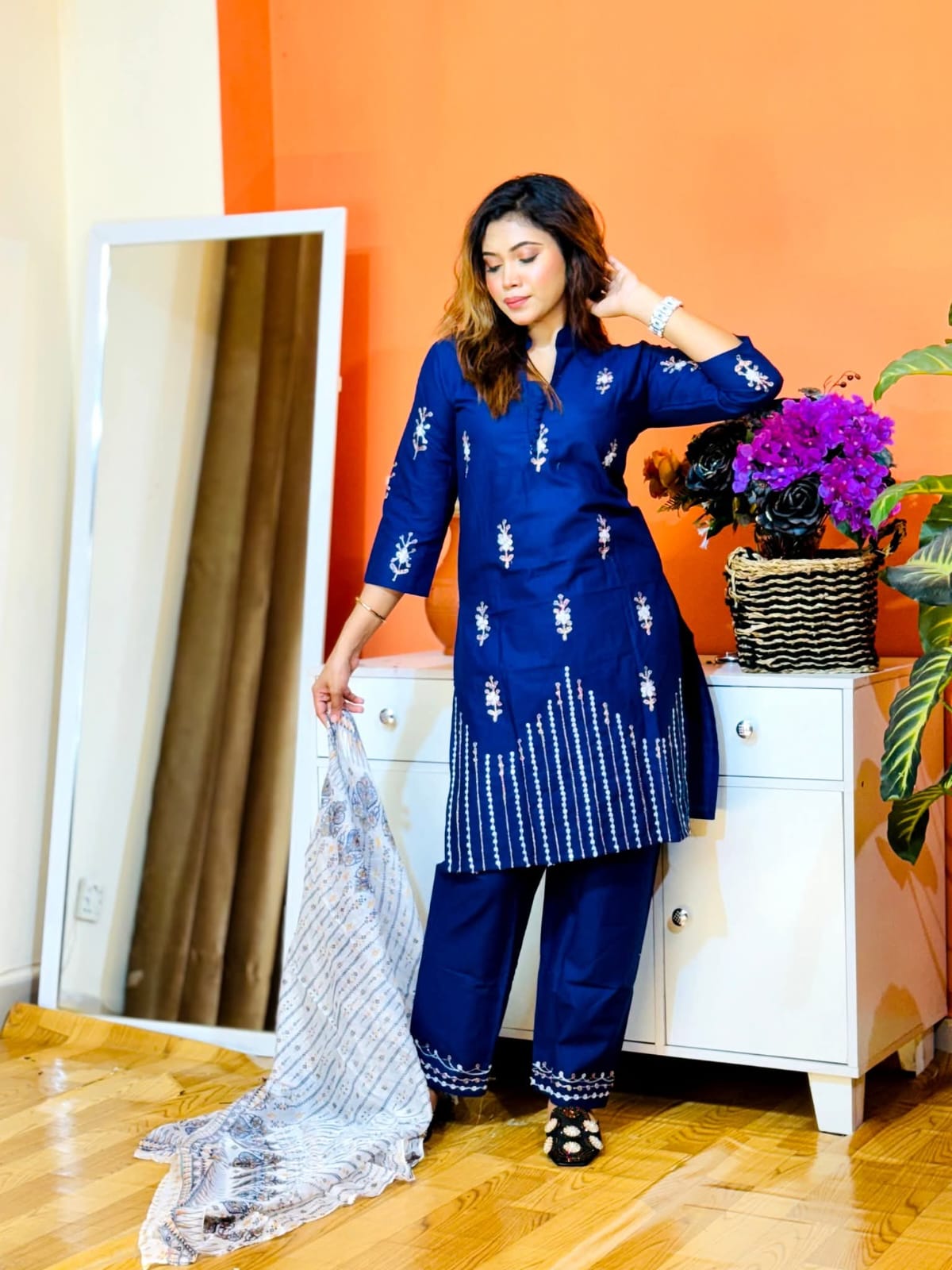 আরামদায়ক থ্রি পিস কালেকশন