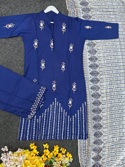 আরামদায়ক থ্রি পিস কালেকশন