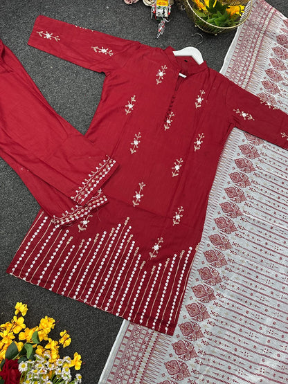 আরামদায়ক থ্রি পিস কালেকশন