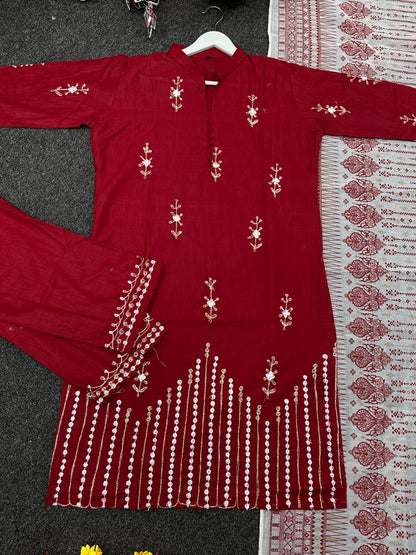 আরামদায়ক থ্রি পিস কালেকশন