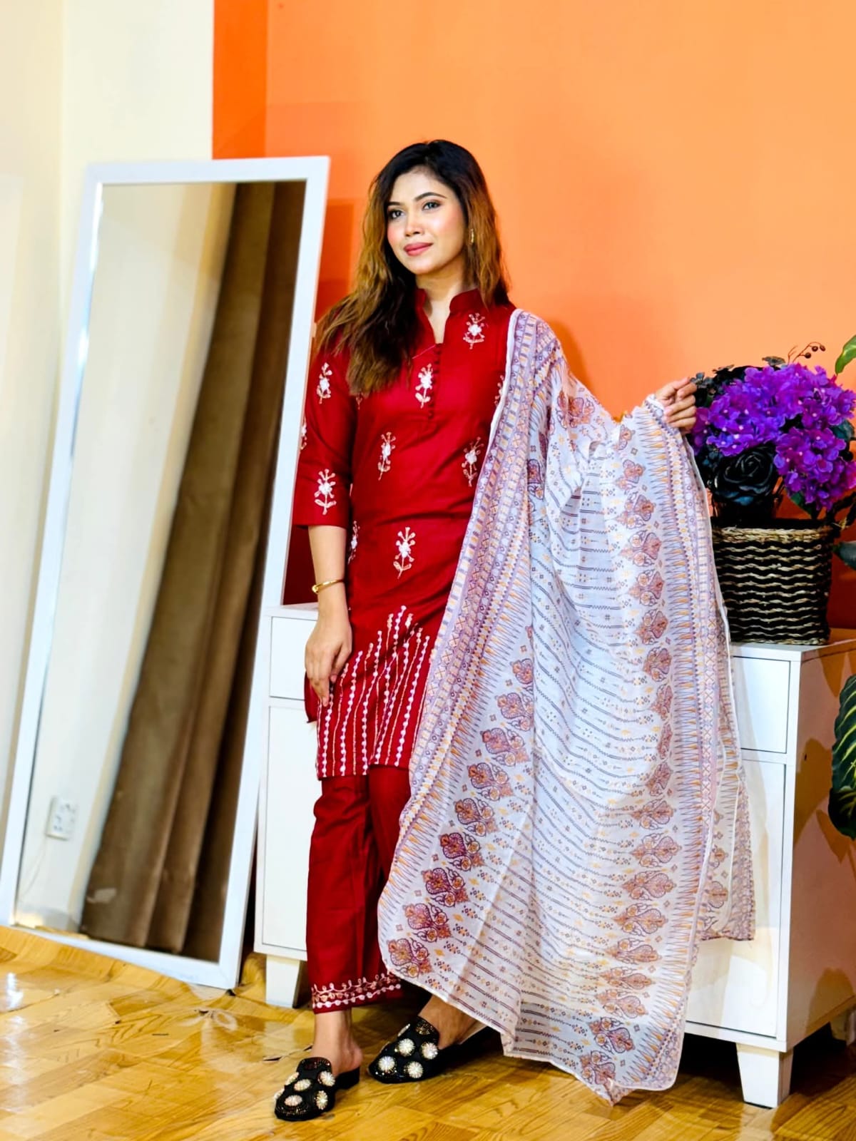 আরামদায়ক থ্রি পিস কালেকশন