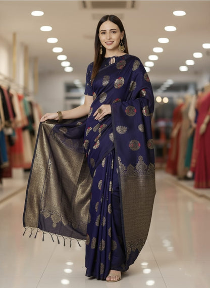 ব্লাউজ পিস সহ সিল্ক শাড়ী