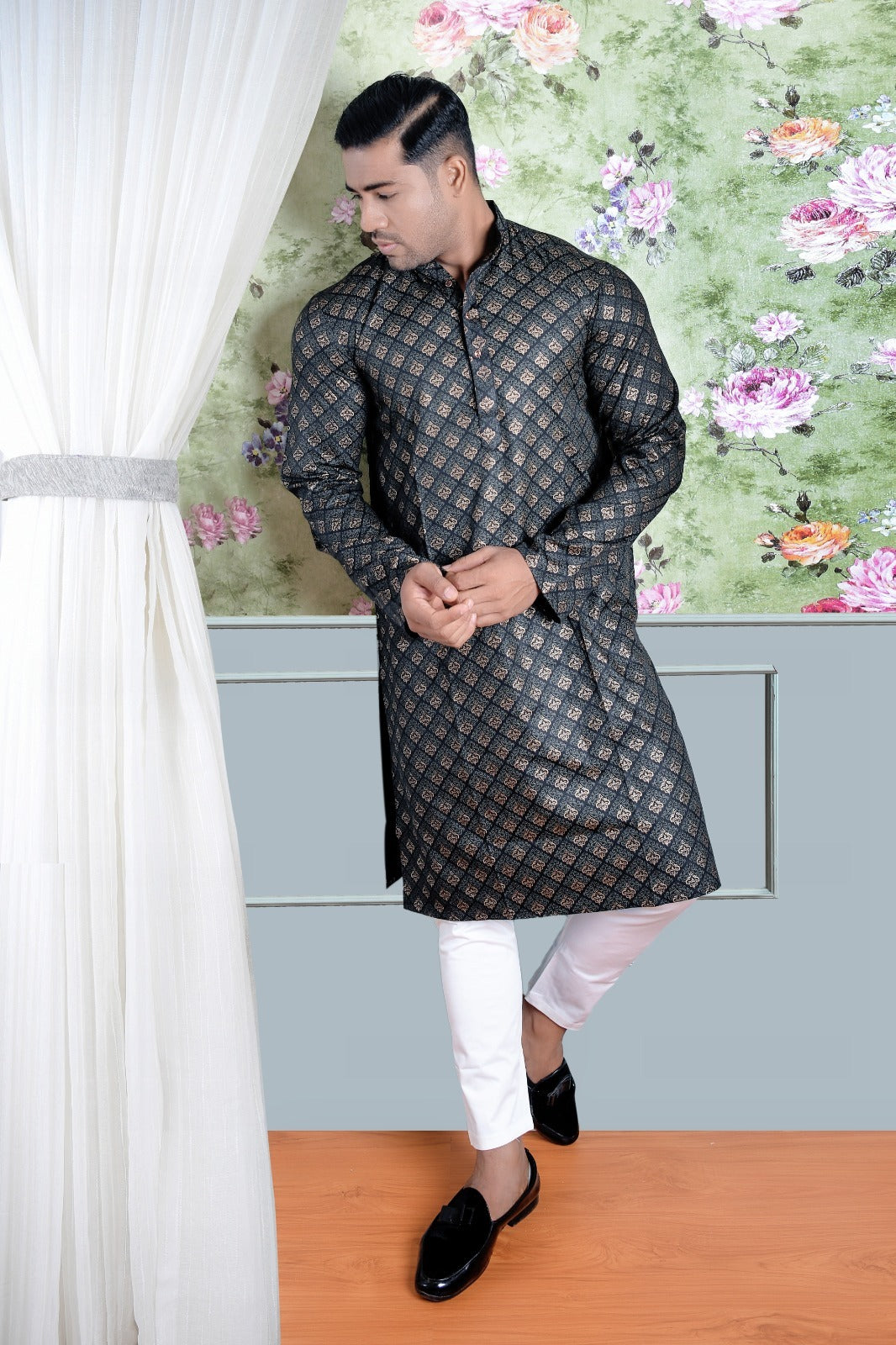 Brand : Mohnaz