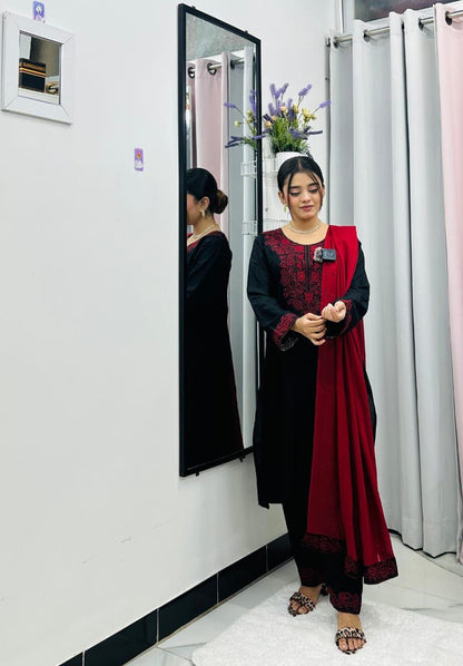 Sequence Embroidery Three Piece
