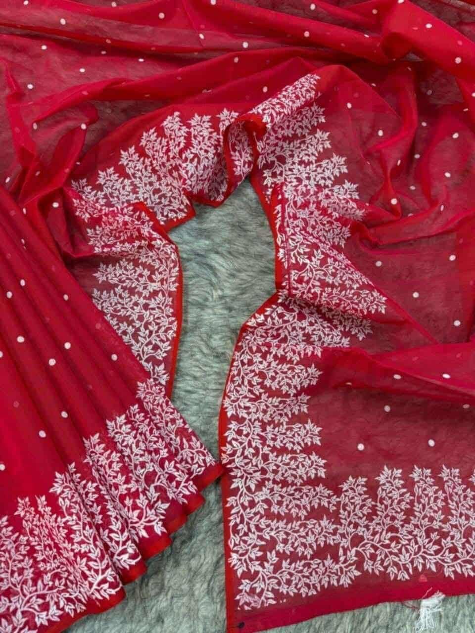 স্কিন প্রিন্ট শাড়ি